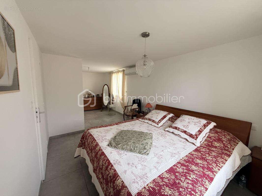 Villa t4 3 faces r+1 suite parentale - garage frontignan - photo 5