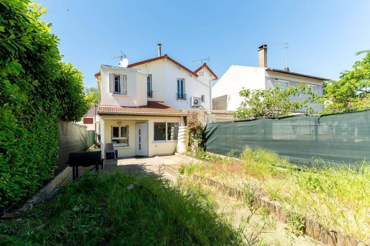 Maison à AULNAY-SOUS-BOIS