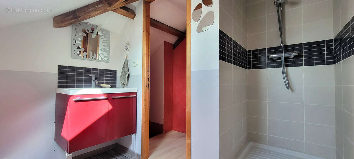 Maison à SAINTE-LUCE-SUR-LOIRE