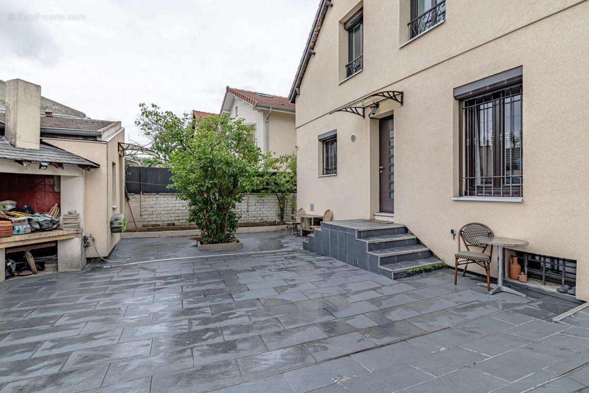 Maison à ROMAINVILLE