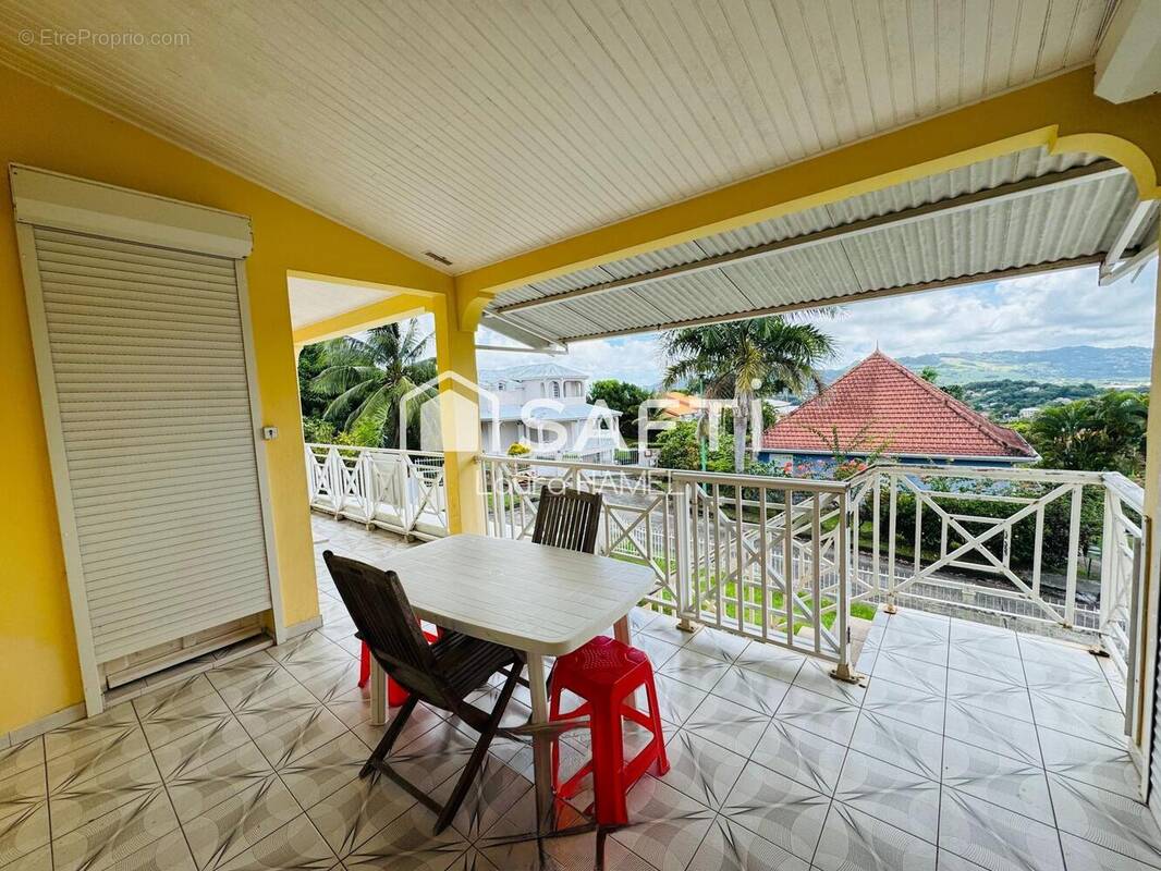 Photo 1 - Maison à LE LAMENTIN