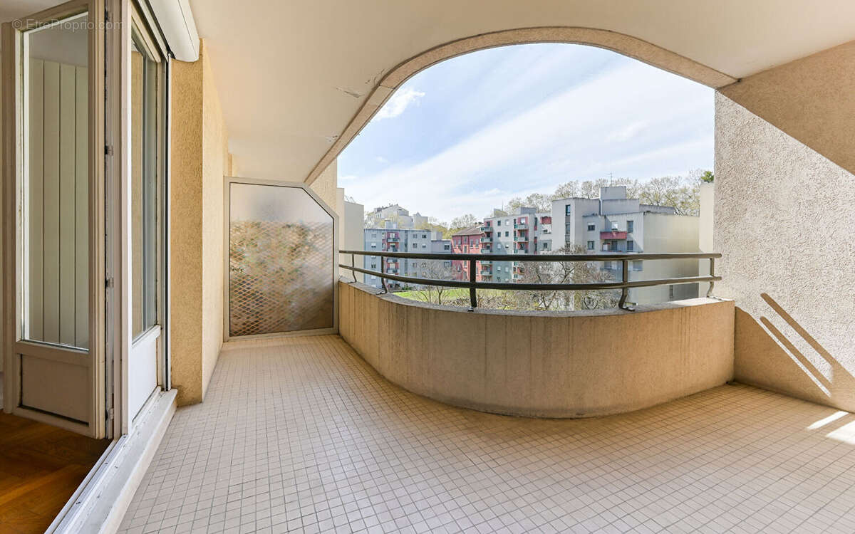 Appartement à VILLEURBANNE