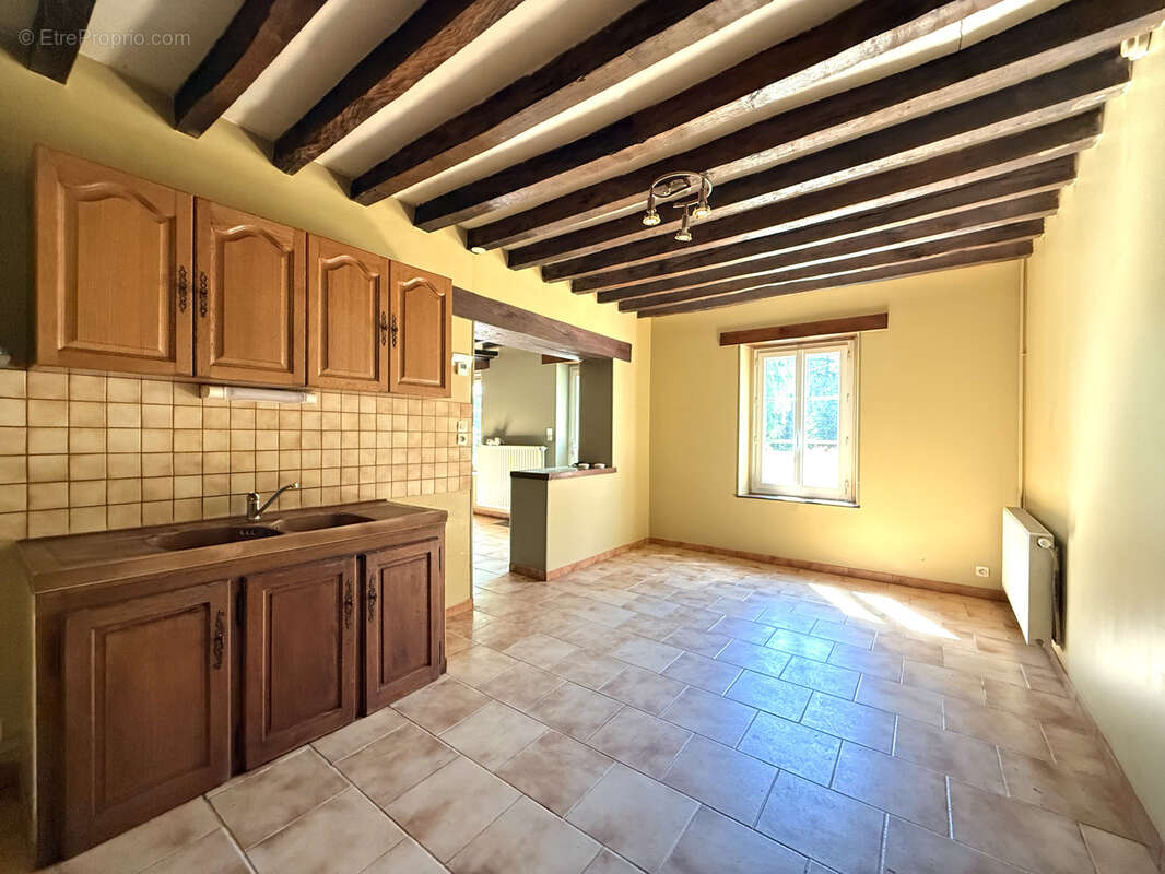 Maison à LONGNY-AU-PERCHE