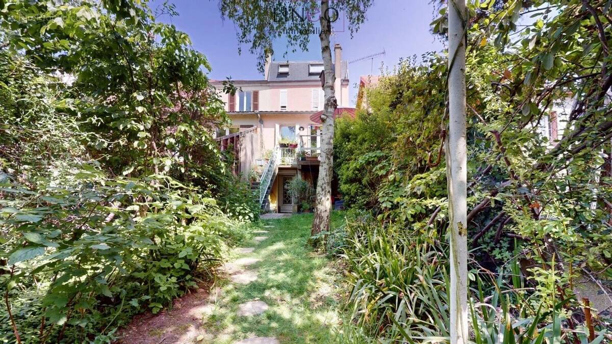 Maison à CHOISY-LE-ROI