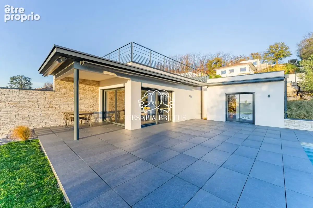 Maison 7 pièces 185 m² à vendre à Reyrieux (01600) - photo 3