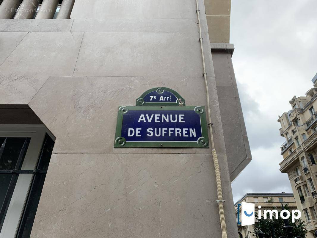 Appartement à PARIS-15E
