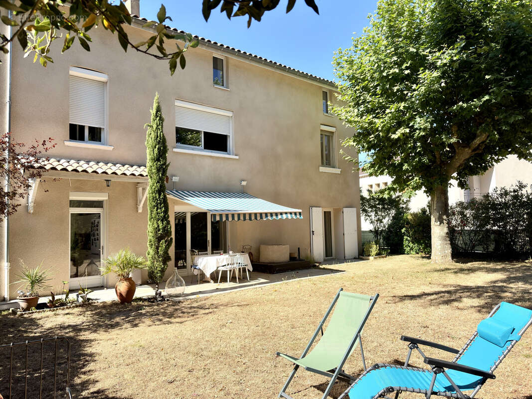Maison à ROMANS-SUR-ISERE