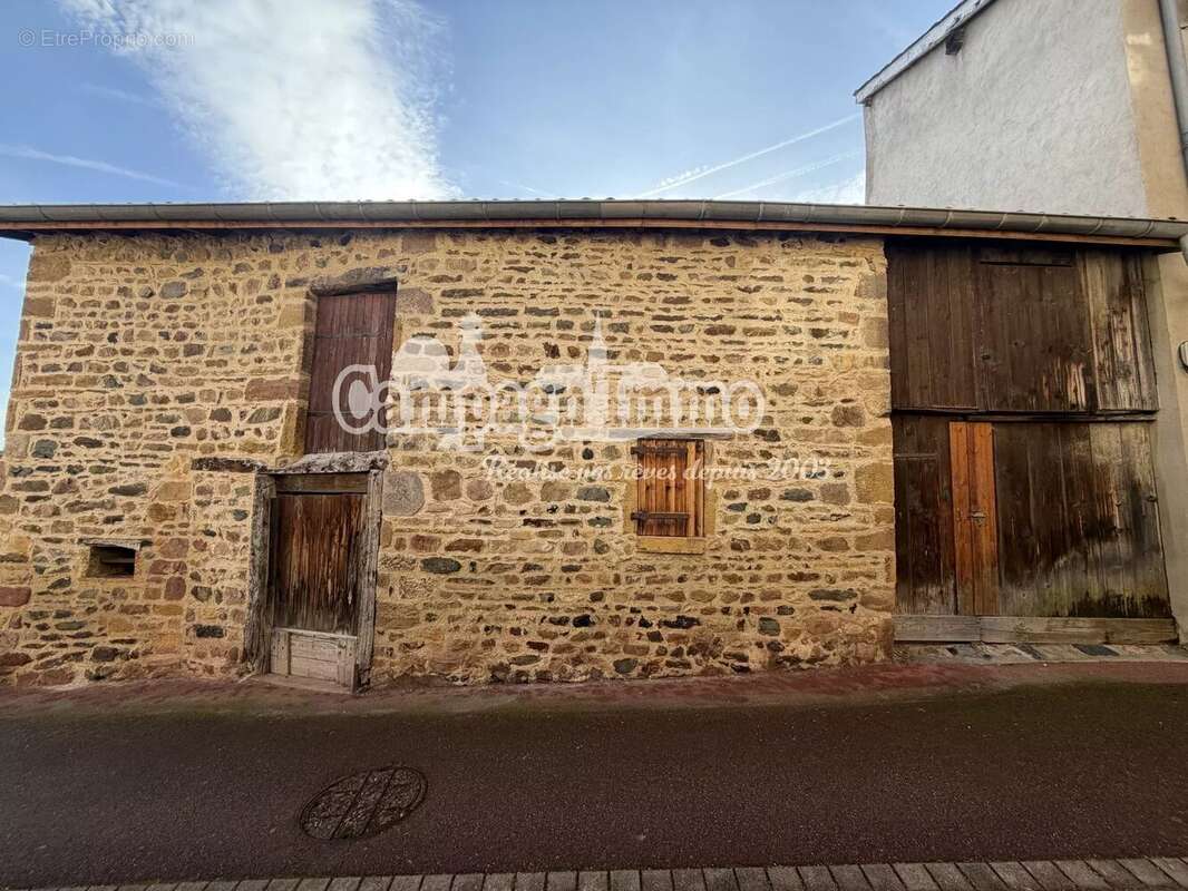 Appartement à SAVIGNY