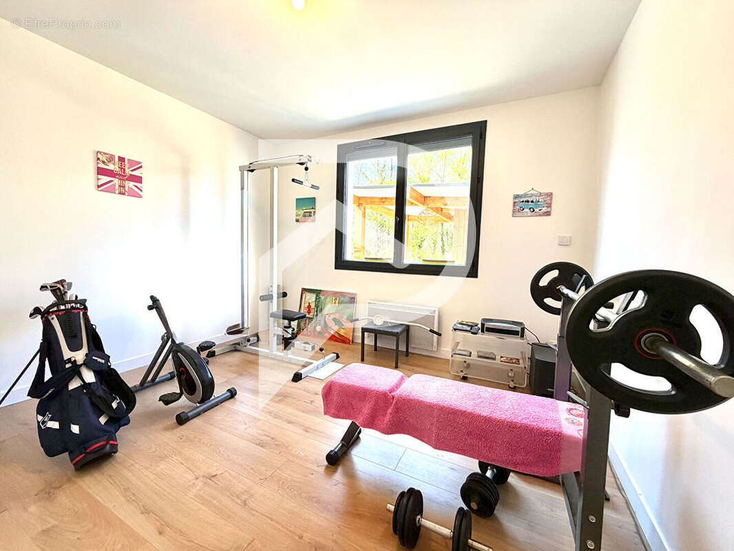 Maison à OS-MARSILLON