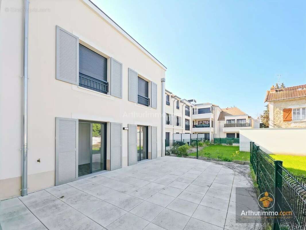 Appartement à LISSES