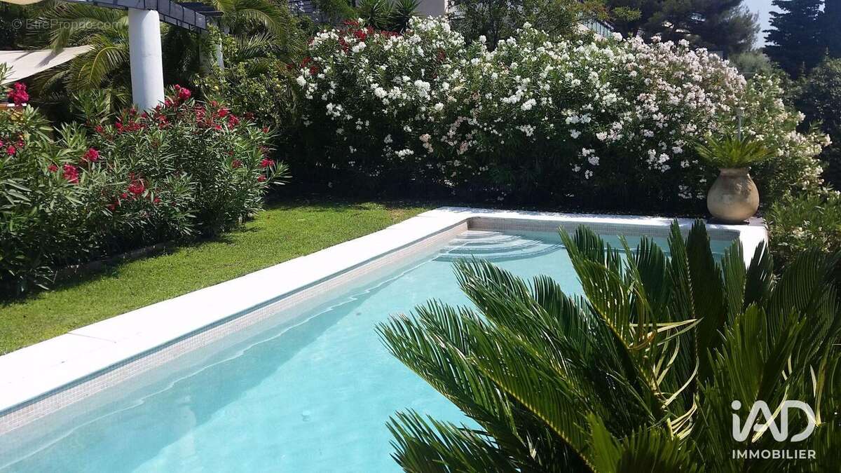 Photo 2 - Maison à BANDOL