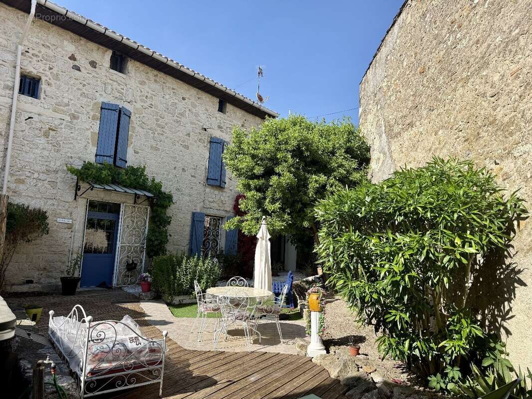 Maison à MAGALAS
