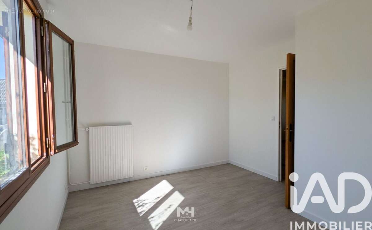 Photo 8 - Maison à OLLAINVILLE