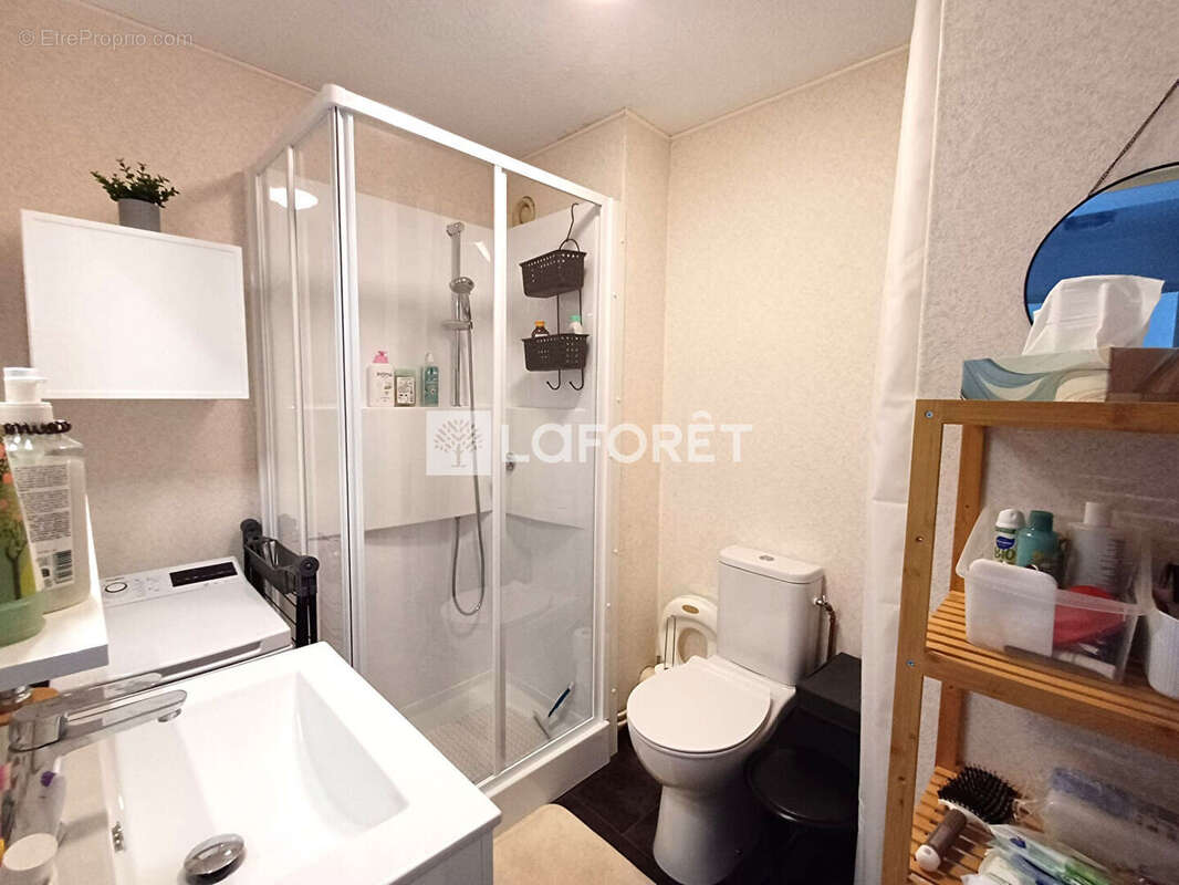 2 pièces de 33 m2 avec balcon et parking - Sainte Cécile - photo 6