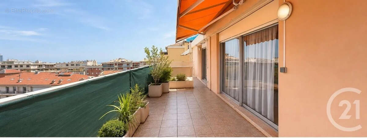 Appartement à MENTON