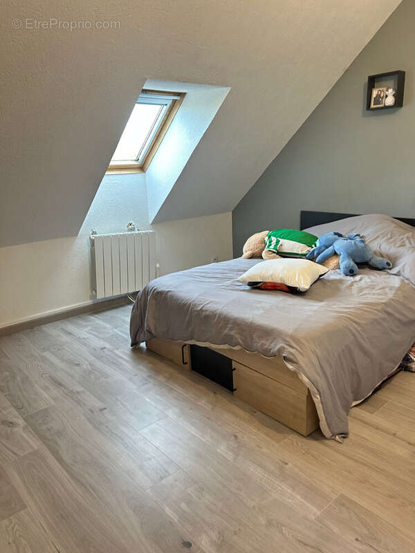 Maison à SERRIGNY-EN-BRESSE