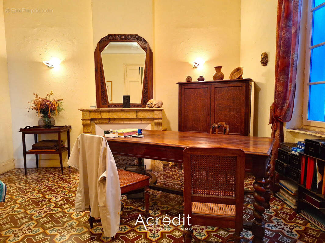 Maison à NISSAN-LEZ-ENSERUNE