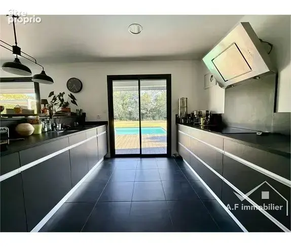 Maison 148 m² à Leguevin  - photo 6