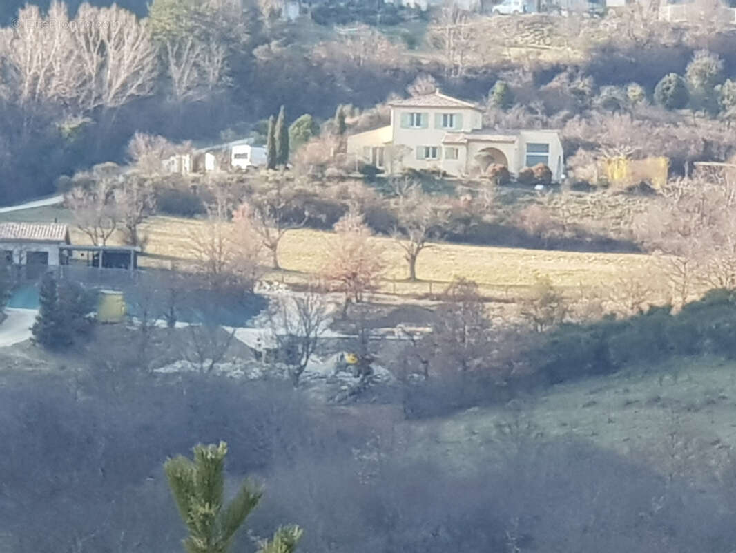 Terrain à CORNILLON-SUR-L&#039;OULE