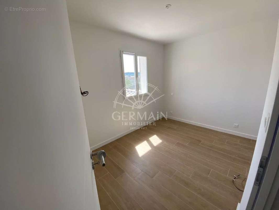 Maison à PERNES-LES-FONTAINES