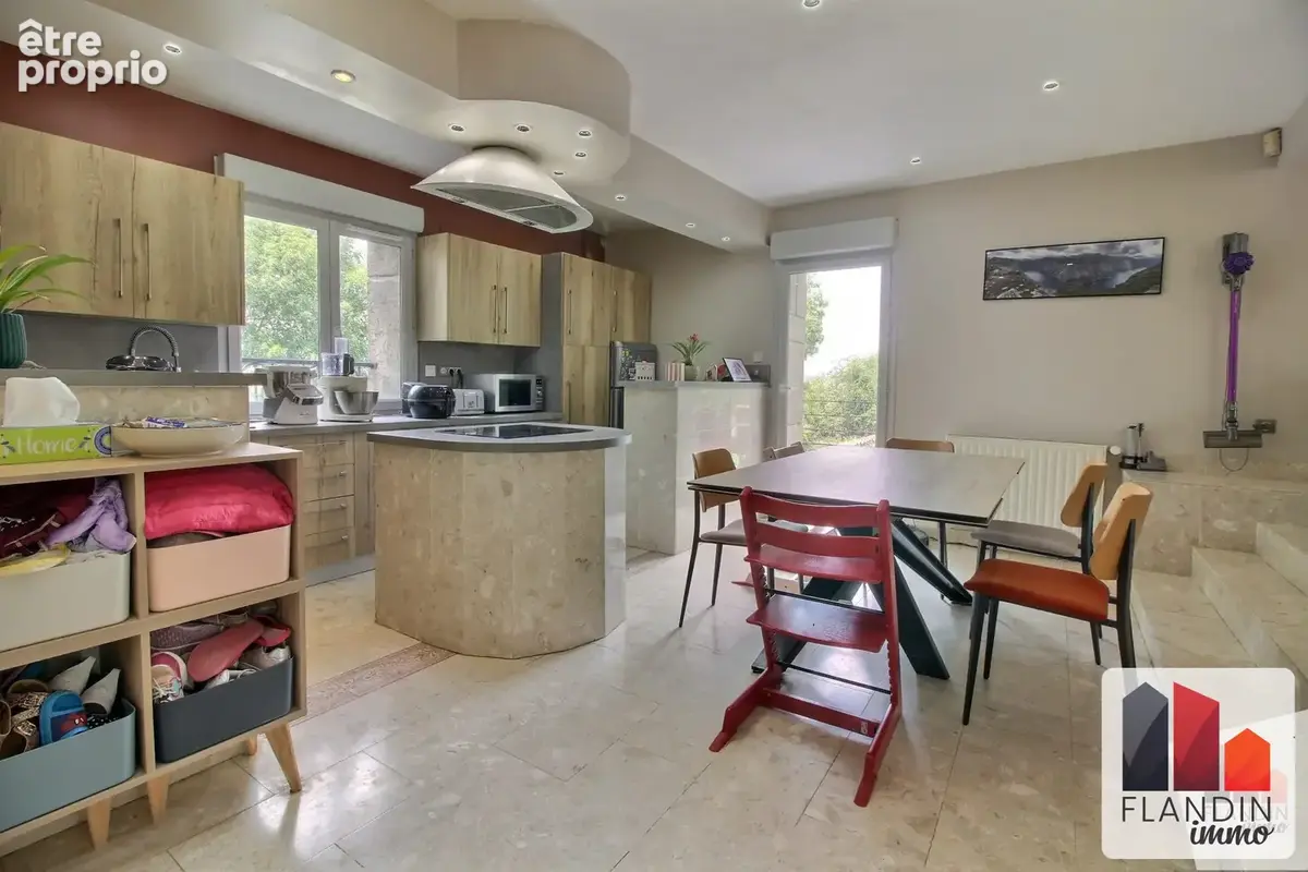 Maison 5 pièces 149 m² à vendre à Thurins (69510) - photo 5