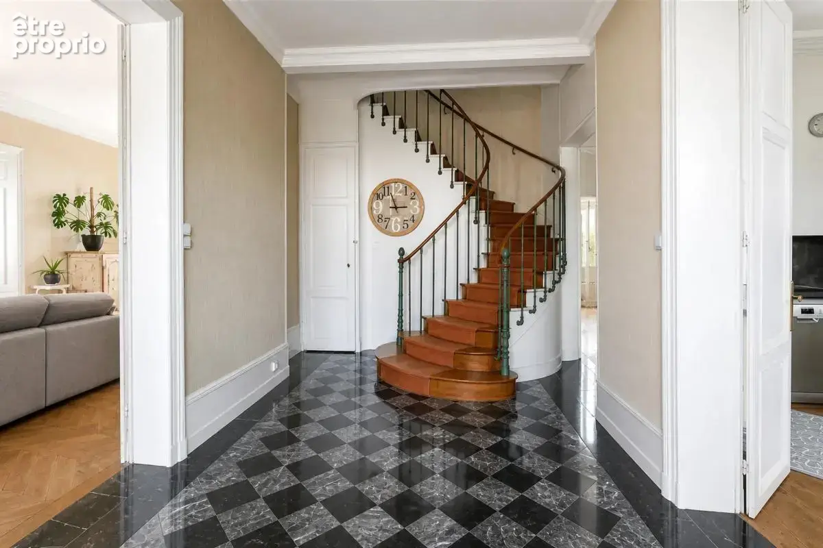 Maison de maître de 11 pièces de 350 m² à Fourmies - photo 28