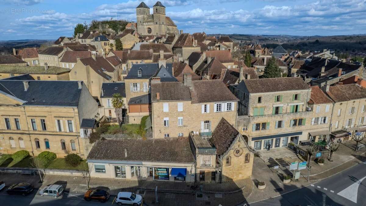 Appartement à GOURDON