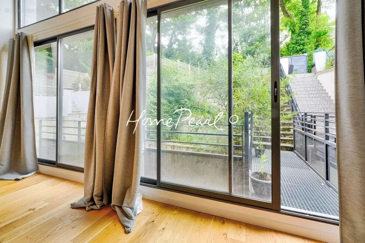 Appartement à NEUILLY-PLAISANCE