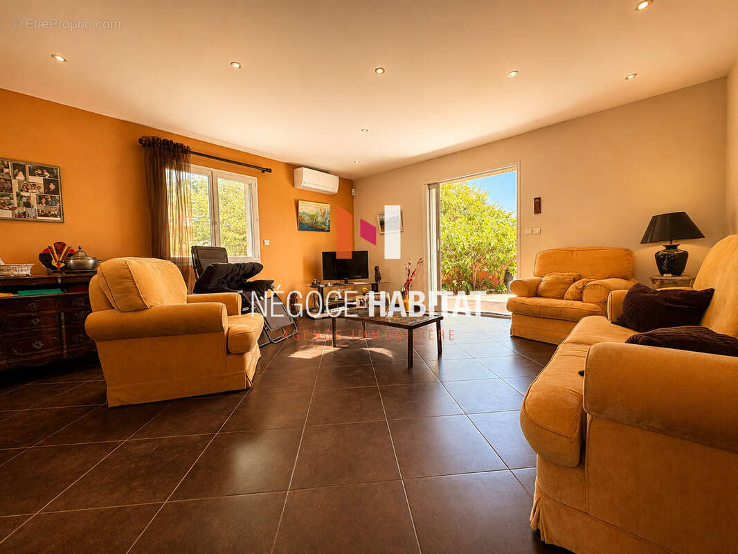 Villa t5 130m2 - terrain 480 m2 - garage - photo 6