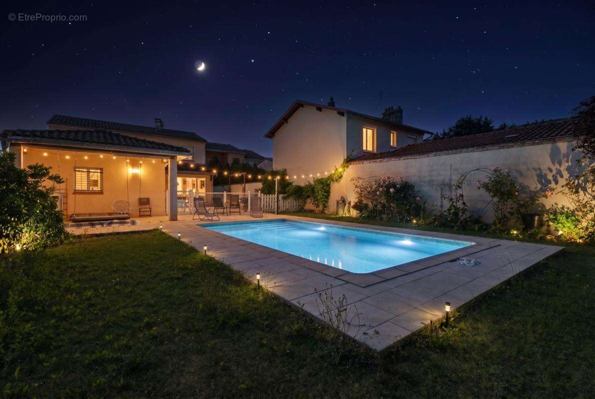 Maison à CASTELGINEST