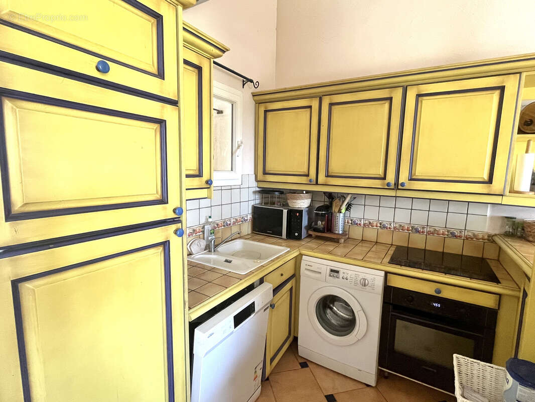 Maison à ROQUEBRUNE-SUR-ARGENS