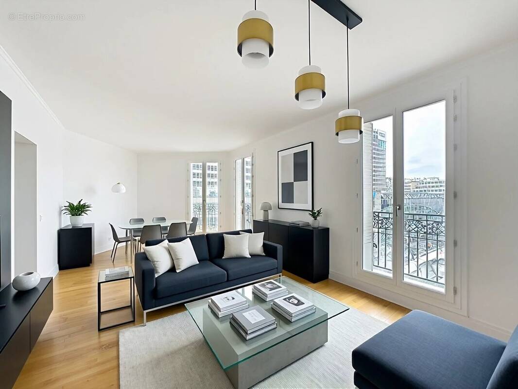 Appartement à PARIS-14E
