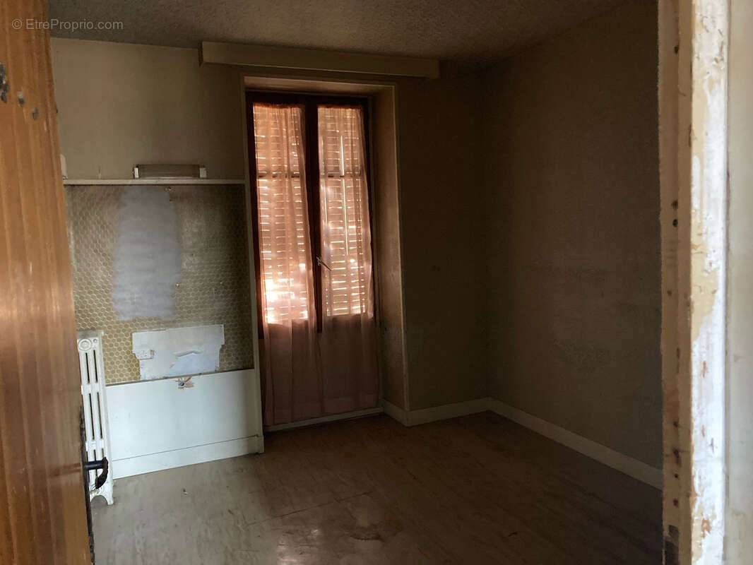 Maison à MOUX-EN-MORVAN