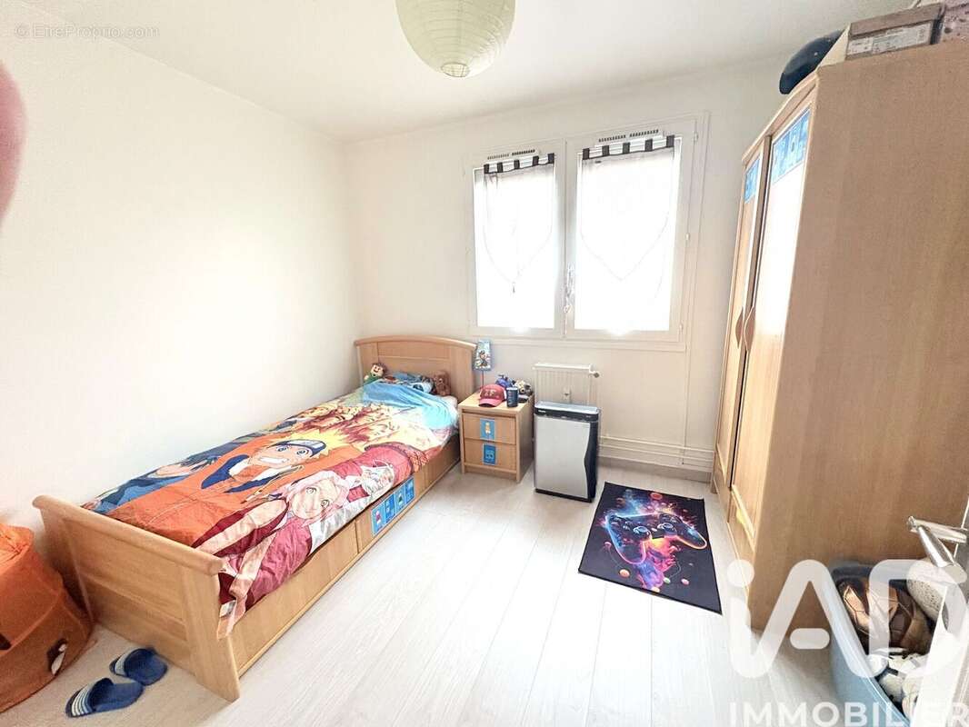 Photo 4 - Appartement à LIVRY-GARGAN