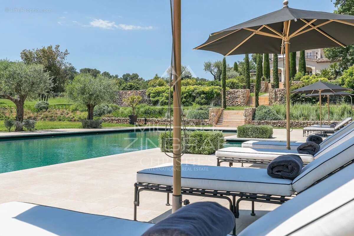 Maison à LA COLLE-SUR-LOUP