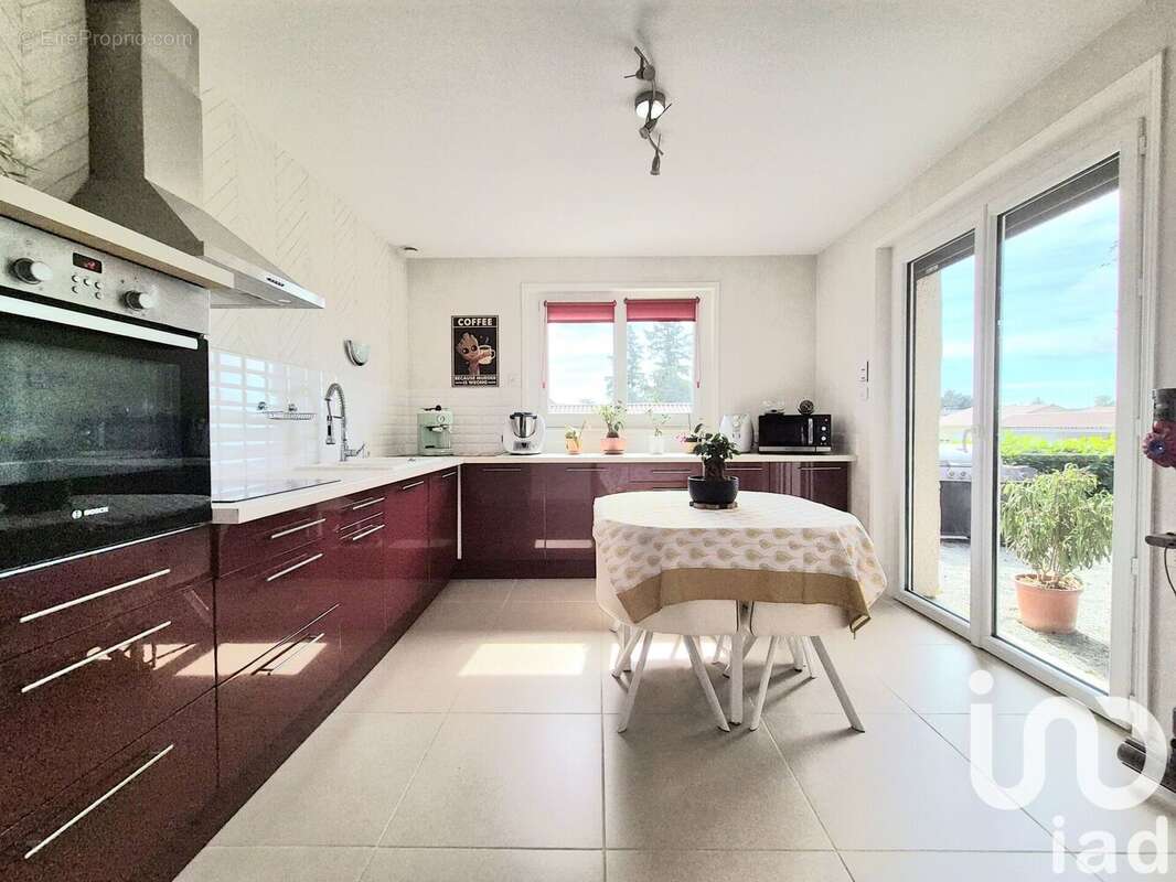 Photo 6 - Maison à SAINTE-AGATHE-LA-BOUTERESSE