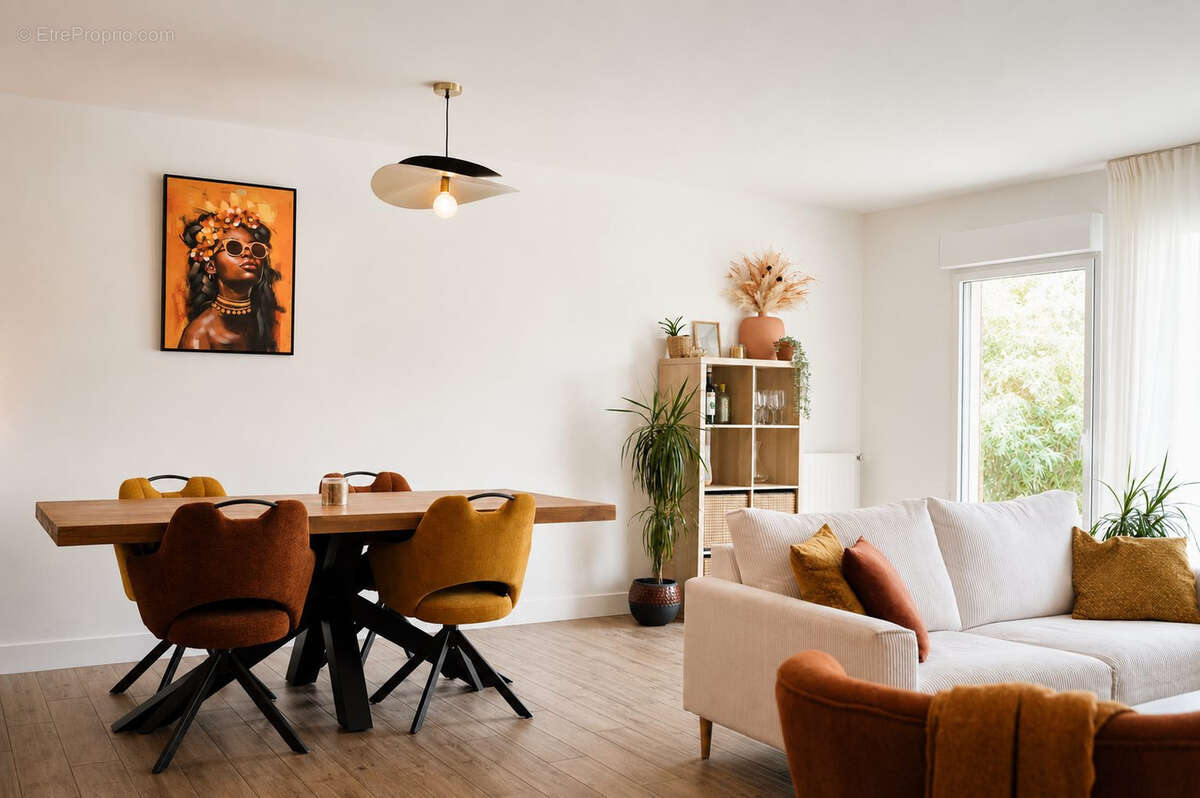 Appartement à LA CHAPELLE-DES-FOUGERETZ