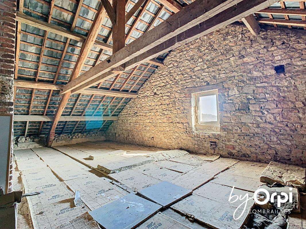 Maison à SAINT-MAURICE-PRES-PIONSAT