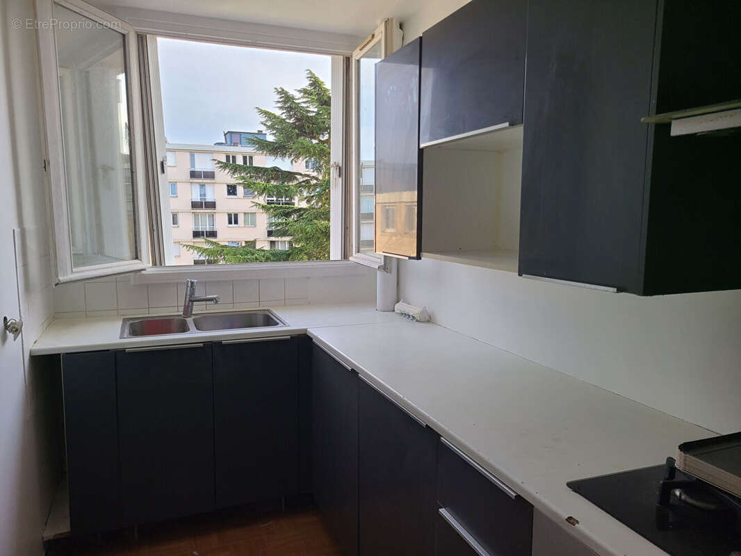 Appartement à FONTENAY-LE-FLEURY