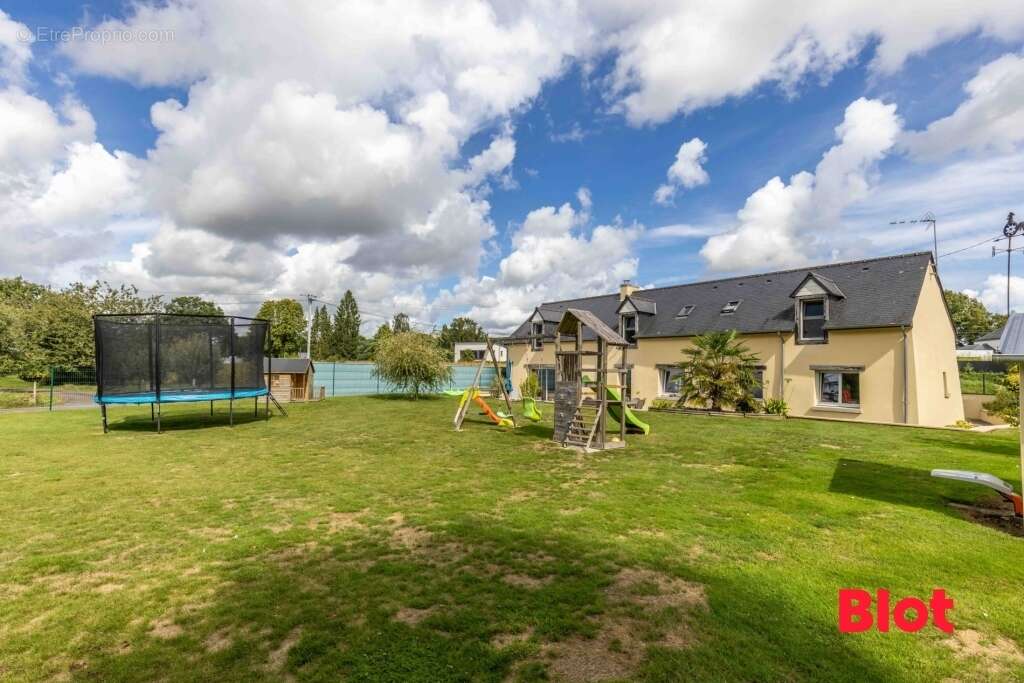 Maison à LA MEZIERE