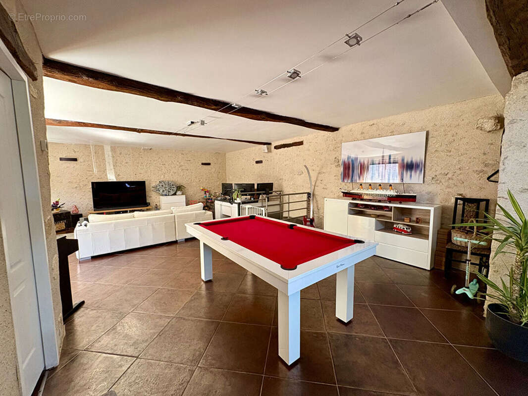 Maison à SAINT-CLAUDE-DE-DIRAY