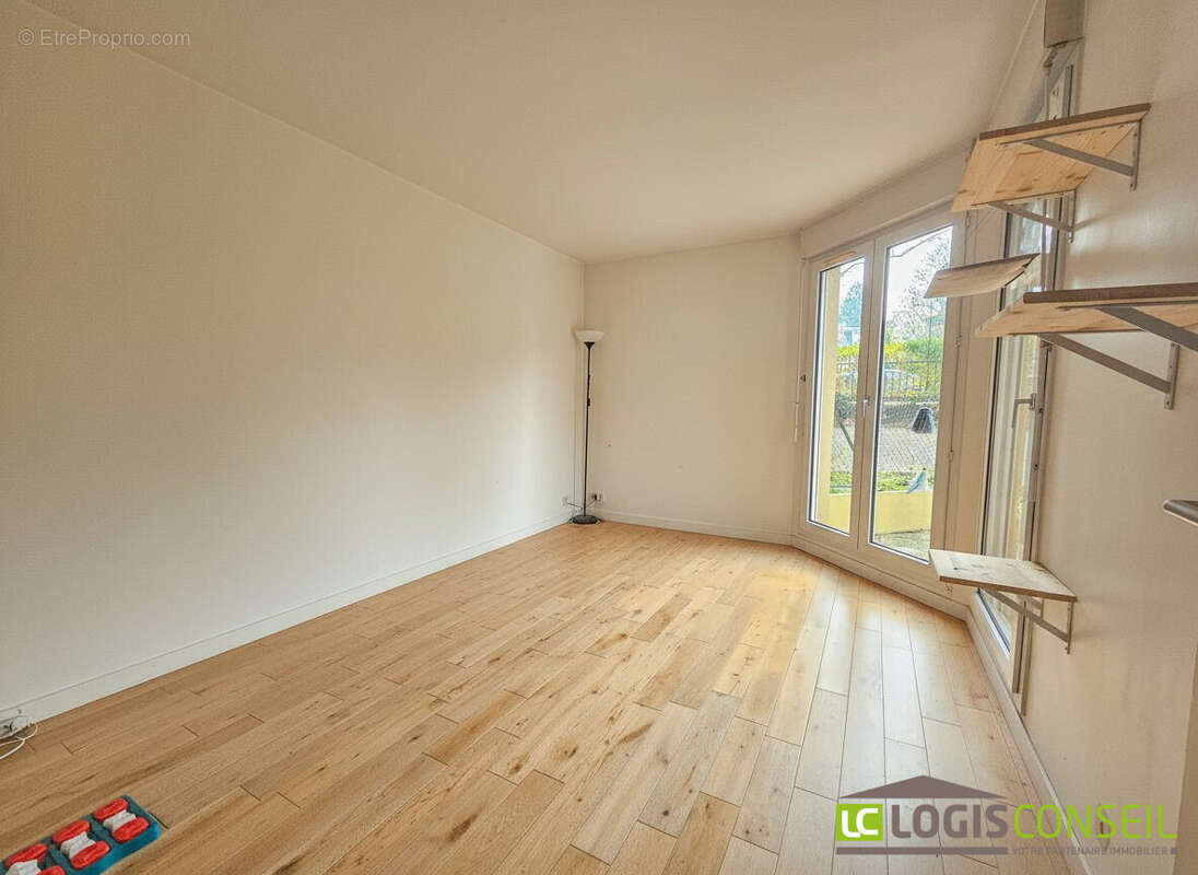 Appartement à CHATILLON