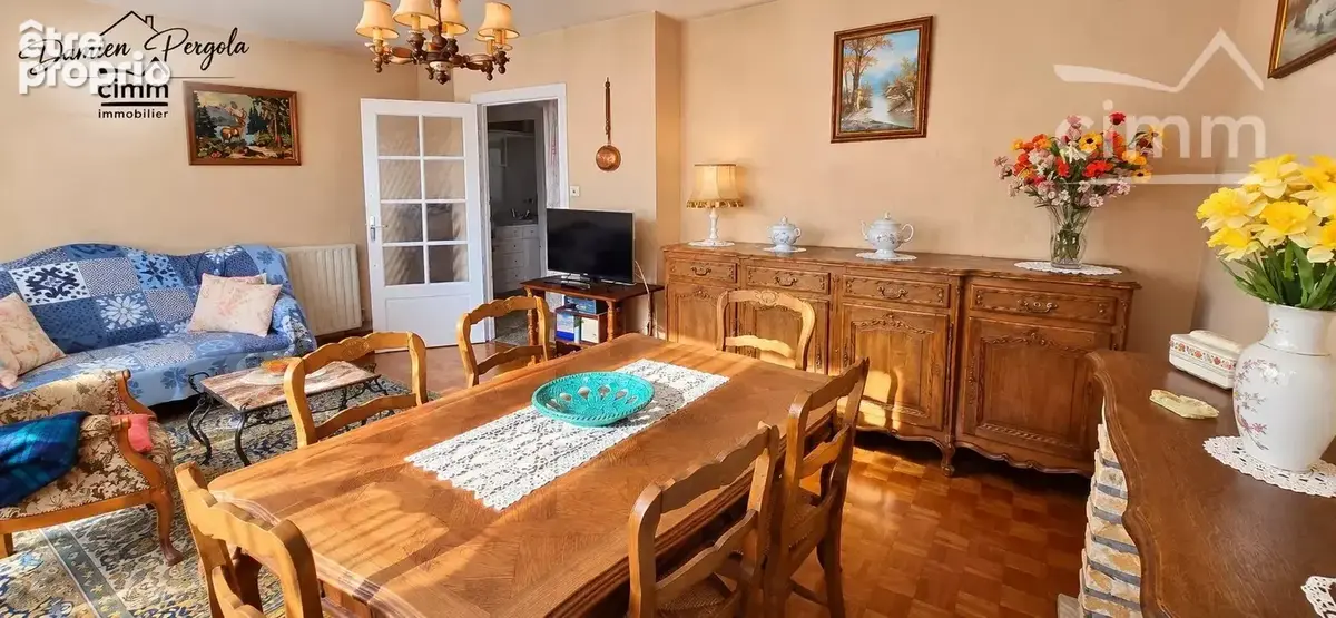 Maison de 91 m² à restaurer avec grand terrain et vaste garage proche du centre du Lardin-Saint-Lazare - photo 17