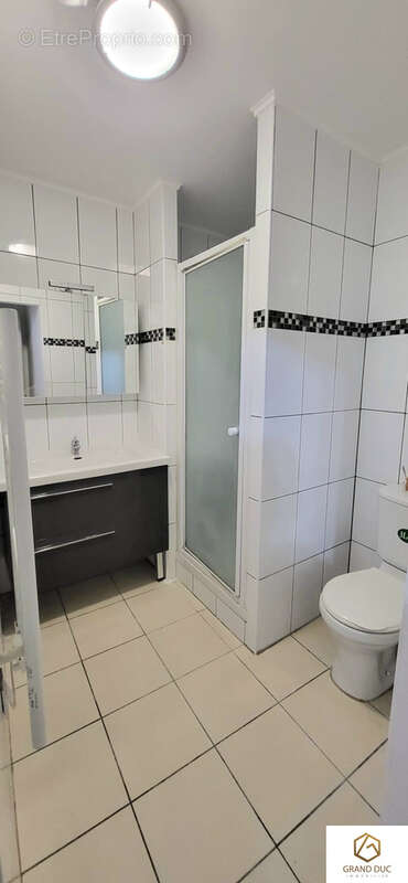 Appartement à MARSEILLE-2E