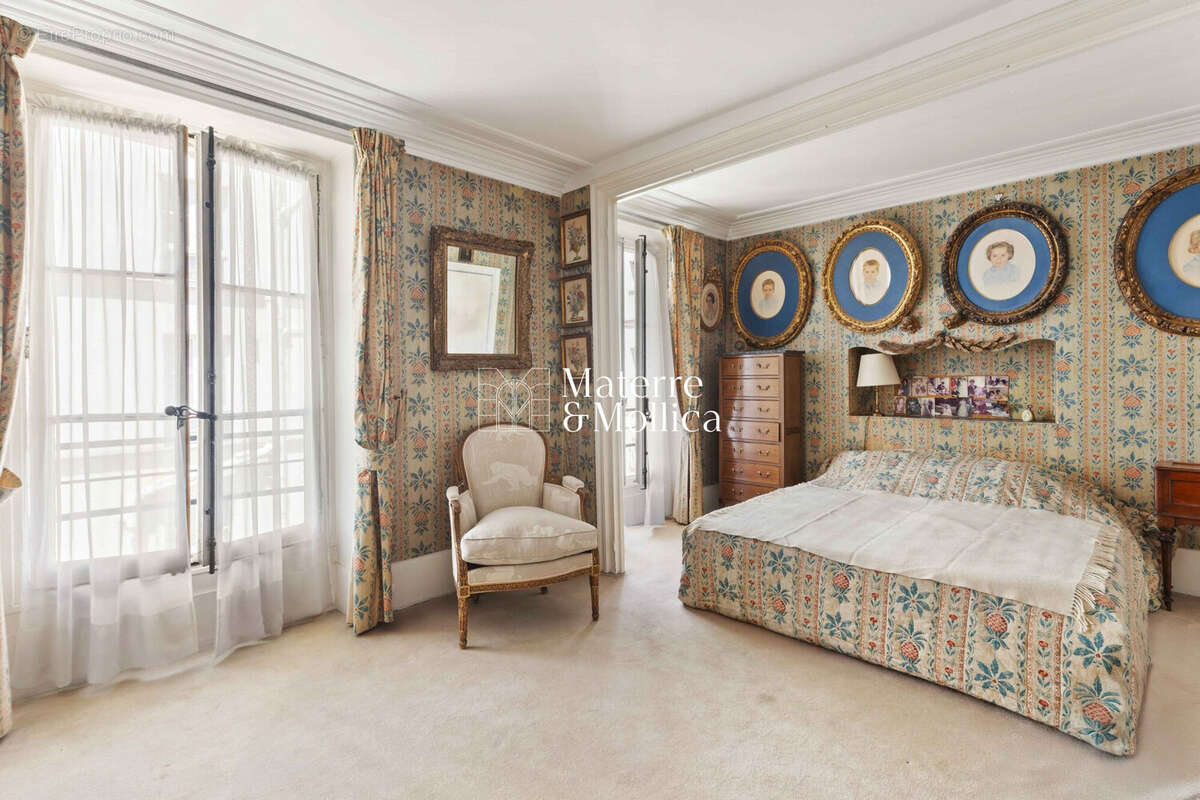 Appartement à PARIS-6E