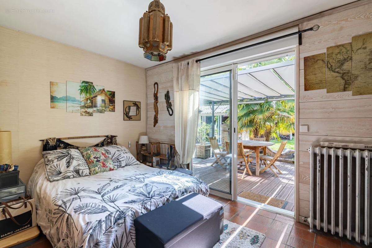 Rare ! Maison Plain-pied de 4 pièces de 67 m² située à Brunoy - photo 9