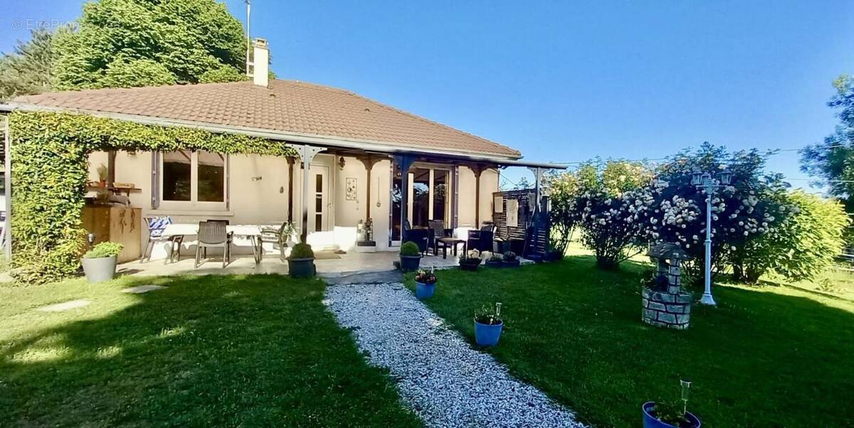 Maison à COLONDANNES