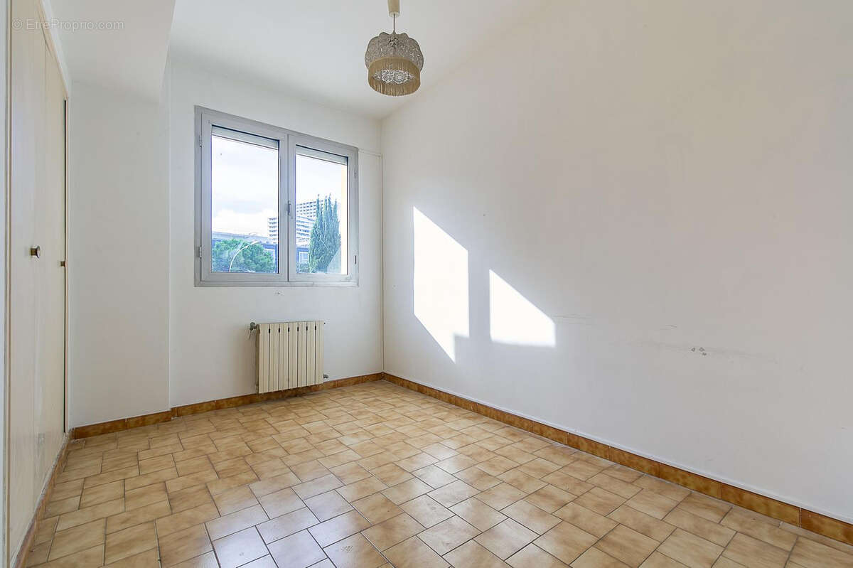 Appartement à MARSEILLE-9E