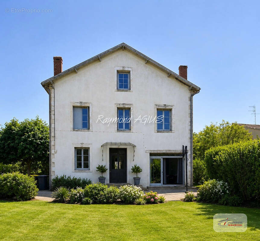 Maison à PORT-SAINTE-FOY-ET-PONCHAPT