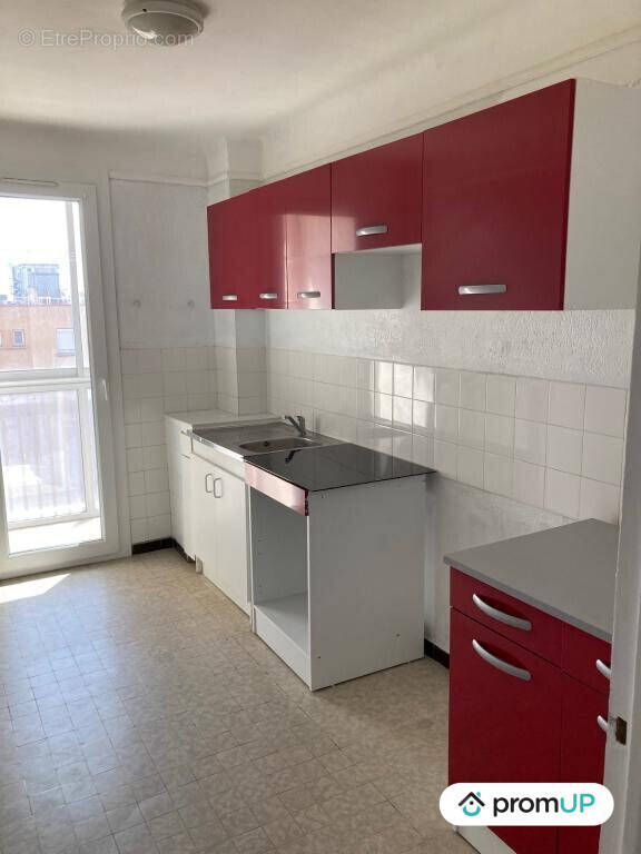 Appartement à PORT-DE-BOUC